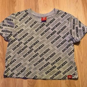 dickies t-shirt (cropped)